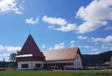 Magyar állami támogatással építettek óvodát és szabadidős központot Kommandón