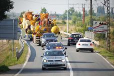 Virágkarnevállal ünneplik Szent Istvánt és az államalapítást Bihar megyében