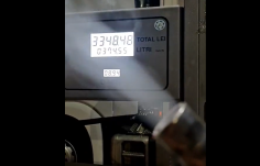 Gázolajat tankolt volna, de csak levegőt kapott a kamionsofőr