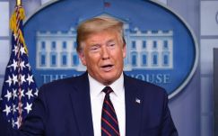 Engedélyezte a házkutatást Trump floridai otthonában az amerikai igazságügyi miniszter