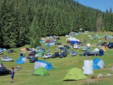 Hosszú hétvége elé nézünk, hétfő hivatalos munkaszüneti nap Romániában