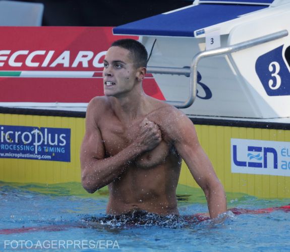 Úszás: David Popovici bejutott a 200 méteres gyorsúszás elődöntőjébe a római Eb-n