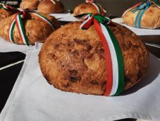 Kulturális programokkal és a kenyér megáldásával ünnepli augusztus 20-át Csíkszereda