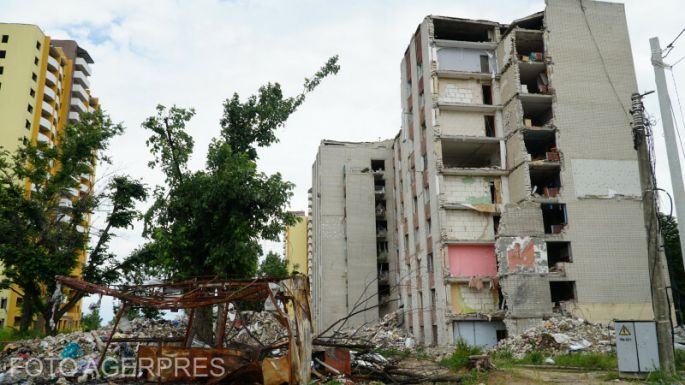 Ukrajna: Herszon megyében harcok dúlnak, az orosz erők több keleti régiót is lőttek