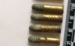 Illegálisan tartott fegyvert és töltényeket egy Hargita megyei férfi