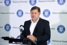 Egészségügyi miniszter: sokszor távolságtartóan kezeljük a betegeket, pedig sok törődésre lenne szükségük