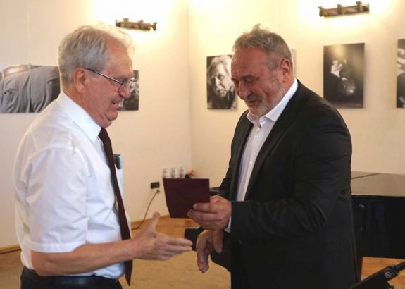 A Pro Urbe díjak kiosztásával kezdődött a kézdivásárhelyi Őszi Sokadalom