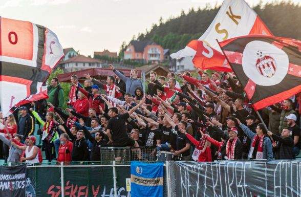 FRISSÍTVE – Rasszistának vélt gesztus miatt megbüntette az UEFA a Sepsi OSK-t