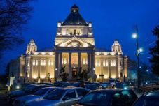 Az aradi önkormányzat már spórol a közvilágításon, ősszel a díszkivilágítást is lekapcsolják