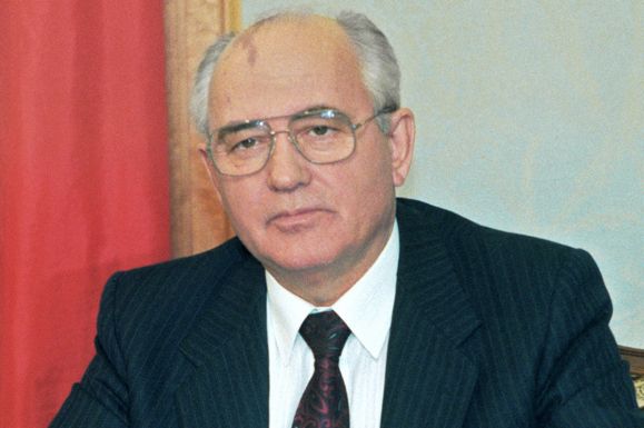 Román politikusok emlékeznek meg Mihail Gorbacsovról 