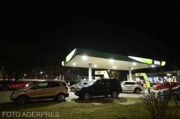 Az üzemanyagárak alakulásának ellenőrzésébe kezd a fogyasztóvédelem