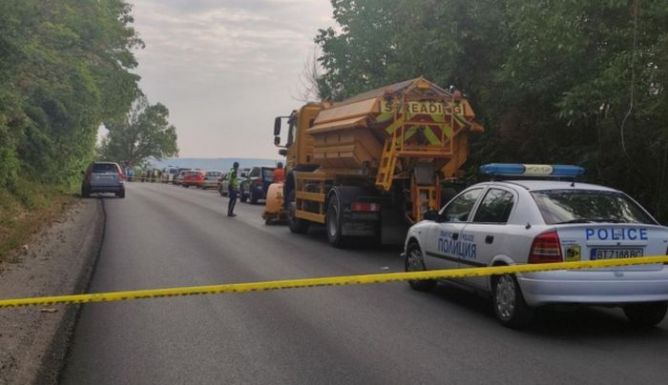 FRISSÍTVE – Négyen meghaltak egy bulgáriai buszbalesetben, három áldozat román állampolgár