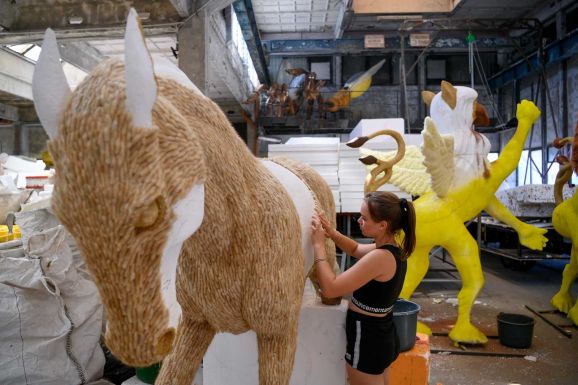 Már készülnek a virágkocsik, Debrecen és Nagyvárad ismét közös kompozíciót készít