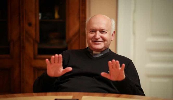 Magyar pap lett Belgrád új érseke