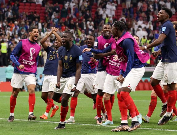 Katar 2022: melyik klubcsapat adja a legtöbb játékost az elődöntőbe?