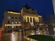 A városháza díszkivilágításán spórolna a nagyváradi önkormányzat