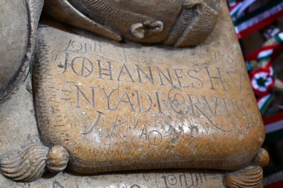 Továbbra is bizonytalan maradt a Hunyadiak eredete