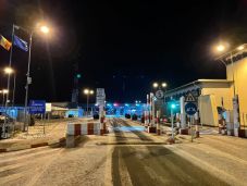 Munkálatok közben elvágták a villanyvezetéket, áram nélkül maradt a halmi határátkelőhely