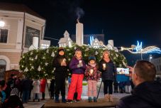 Pénteken nyílik a karácsonyi vásár, gazdag programot szerveznek Sepsiszentgyörgyön 