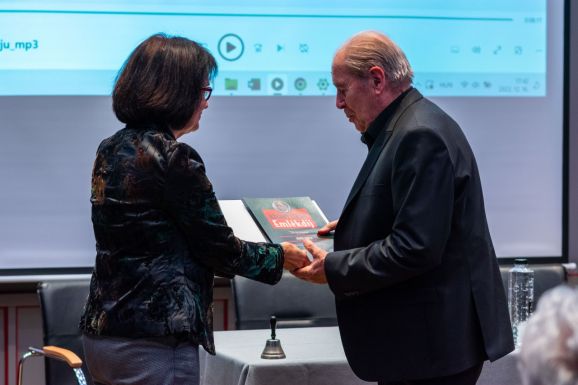 Dávid Gyula és Tamás Gáspár Miklós kapta a Bálint Tibor-emlékdíjat