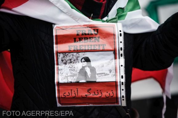 Emberéletet követelő zavargások törtek ki egy iráni börtönben