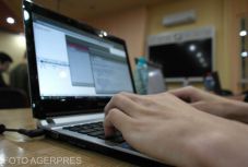 A közintézményeknél alkalmazott informatikusok bére is adómentes lesz január elsejétől