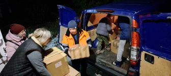 Tíz tonnányi segélyt szállítottak Szatmárnémetiből Kárpátaljára 