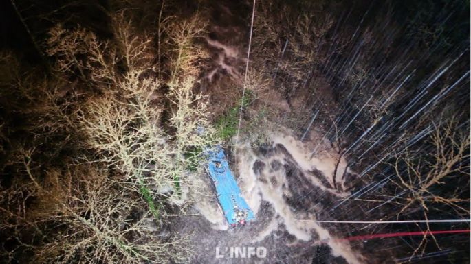 Legalább négyen meghaltak a szenteste történt buszbalesetben