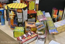 Törvénytelen értékesítésre szánt pirotechnikai eszközök után kutat a rendőrség