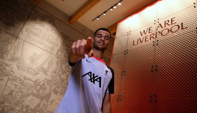 A Liverpool bejelentette Cody Gakpo szerződtetését