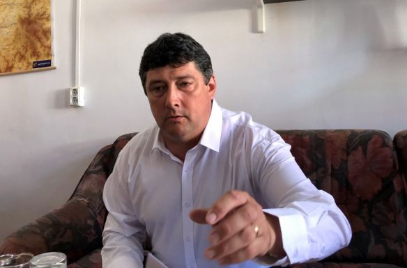 „Ha azt kiáltanák, kifelé a szászokkal az országból, mit tenne?” – kérdezte Kulcsár-Terza József a parlamentben Klaus Iohannistól