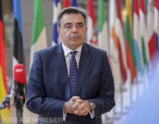 Uniós biztos: az EU gyengébb lenne a schengeni bővítés elmaradásával