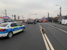 Két személyautó és egy kamion ütközött Kolozs megyében