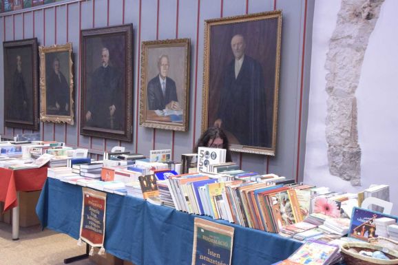 Megnyílt a 8. Adventi Könyvvásár Kolozsváron