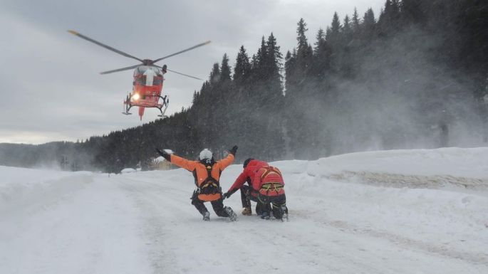 Három hét után sikerült lehozni a Bucsecs-hegységben lezuhant alpinistanő holttestét
