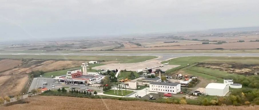 Fejlesztik a szatmárnémeti repülőteret