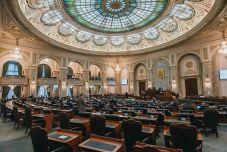 Megválasztották a szenátus házbizottságát a parlament idei első ülésszakára