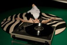 Újra műsoron Kolozsváron a Suttogások és sikolyok és a Hedda Gabler