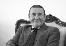 Meghalt Ioan Onisei, aki Ion Caramitru halála óta vezette a bukaresti Nemzeti Színházat