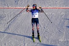 Peking 2022: Therese Johaug nyerte az első aranyérmet