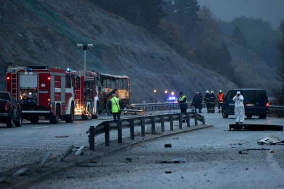 Nyomozók szerint a buszsofőr hibájából következett be a 45 halálos áldozattal járó baleset