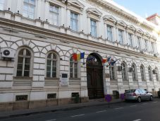 Csütörtökön figyelmeztető sztrájkot tartanak a prefektúrák alkalmazottai