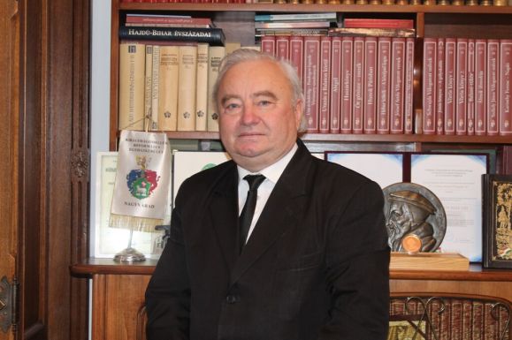 Elítélték a Csűry István püspököt zaklató nagyváradi nőt