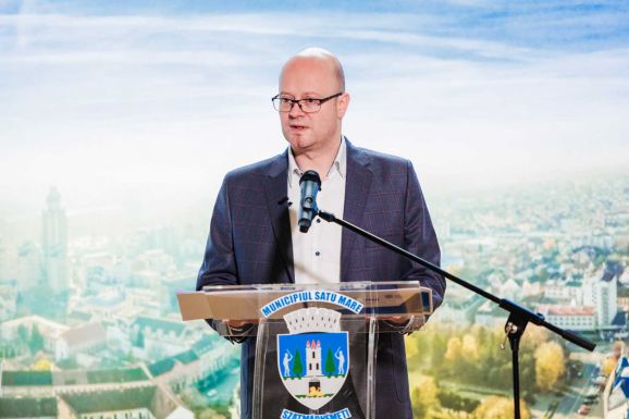 Évértékelő és évindító sajtótájékoztatót tartott Kereskényi Gábor