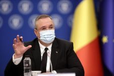 Járványügyi korlátozások: jövő héten újabb enyhítések jöhetnek