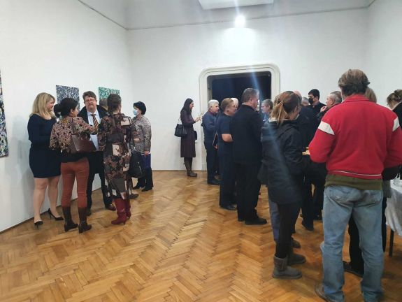 Áder Orsolya festményeiből nyílt kiállítás Kolozsváron