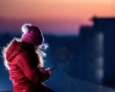 Tíz éves kislány hívta a mentőt a bátyjához siketnéma szülei helyett