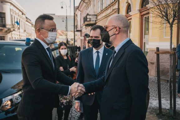 Szijjártó Péter Sepsiszentgyörgyről üzent az erdélyi magyaroknak