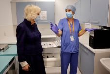 Pozitív lett Kamilla cornwalli hercegnő koronavírus-tesztje is