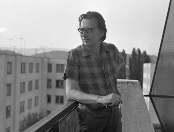 Erdélyi művészek póz nélkül - Szabó Tamás 1970-es-'80-as években készült portréiból nyílt kiállítás